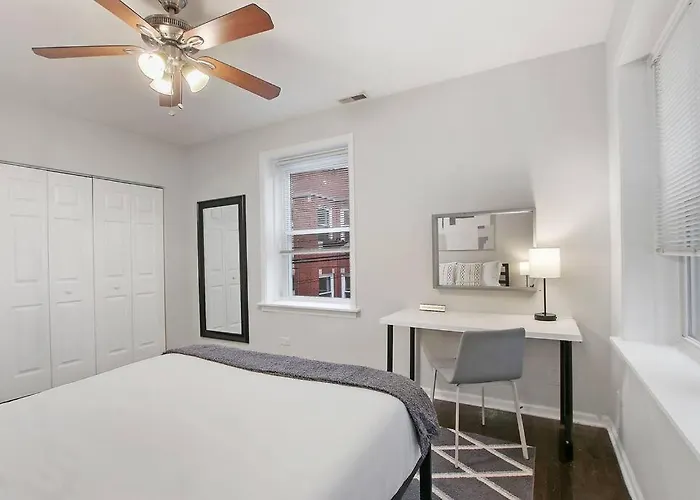 Modern & Furnished 2br With In-unit Laundry - Sunnyside 2e *