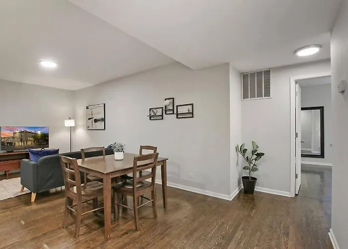 Modern & Furnished 2br With In-unit Laundry - Sunnyside 2e Apartment